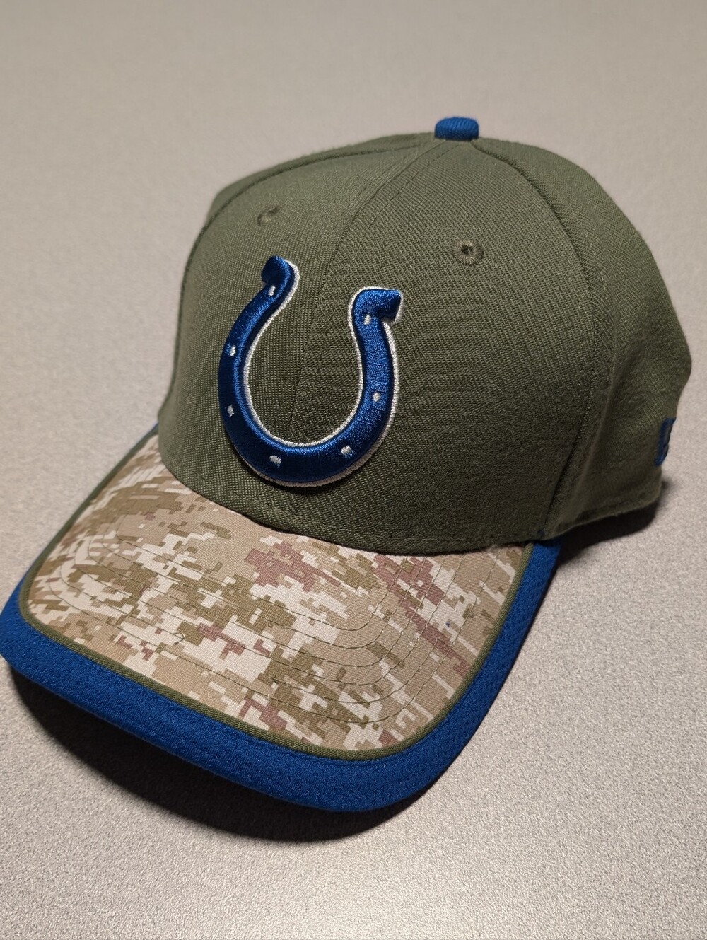 Indianapolis Colts NFL Salute To Service New Era 39thirty 3930 Hat Cap Size L/XL